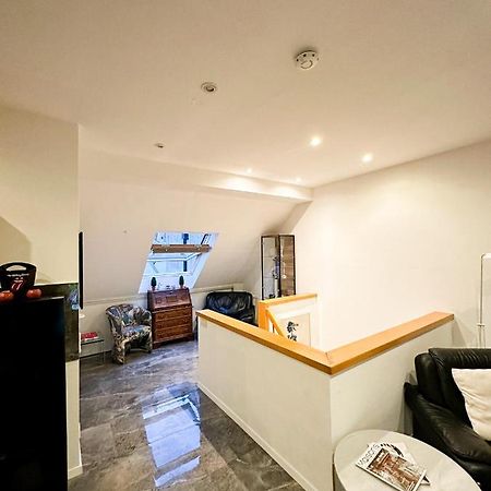 Downtown Apartments Theatre บาเดน-บาเดน ภายนอก รูปภาพ